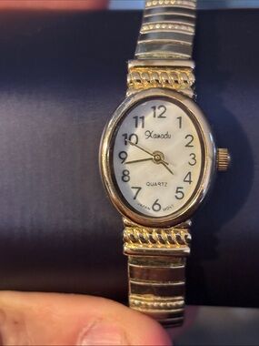 Xanadu Women's Gold-Tone Oval Bracelet Watch - Gold